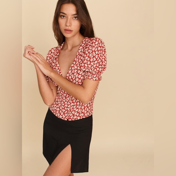 Reformation Deville Top in Blue & White. Size 6. - Picture 2 of 5